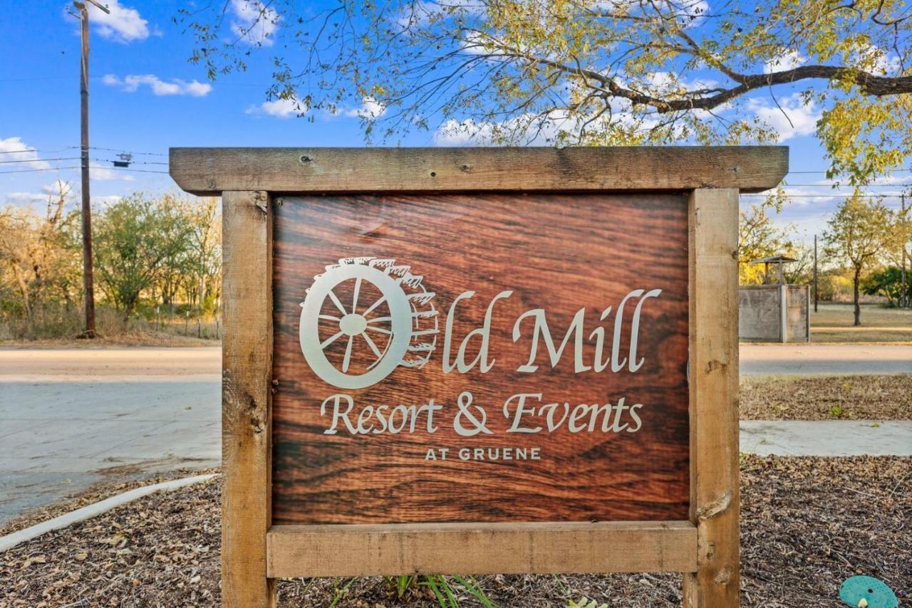 Old Mill Resort New Braunfels Exterior photo