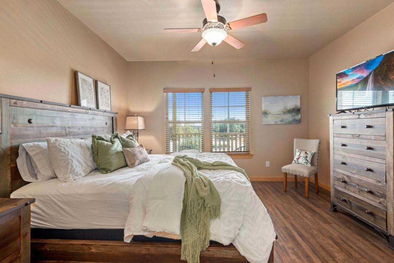 Old Mill Resort New Braunfels Exterior photo
