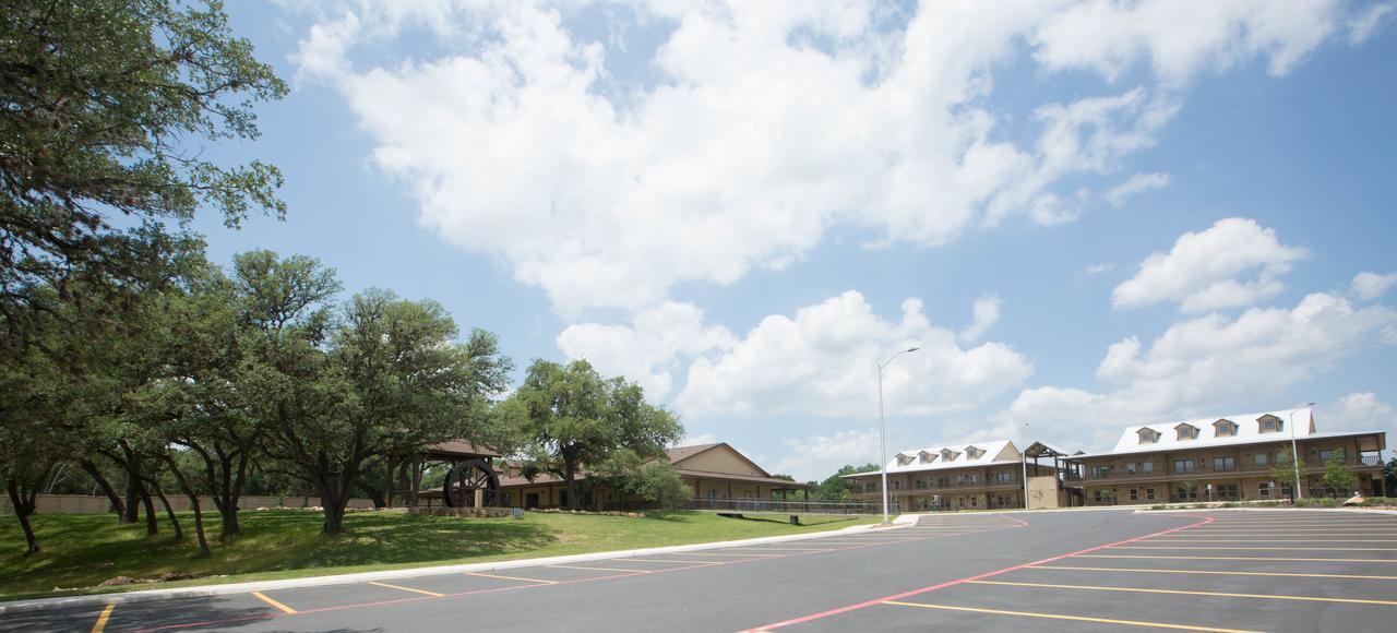Old Mill Resort New Braunfels Exterior photo
