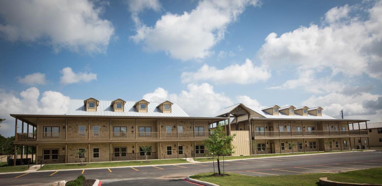 Old Mill Resort New Braunfels Exterior photo